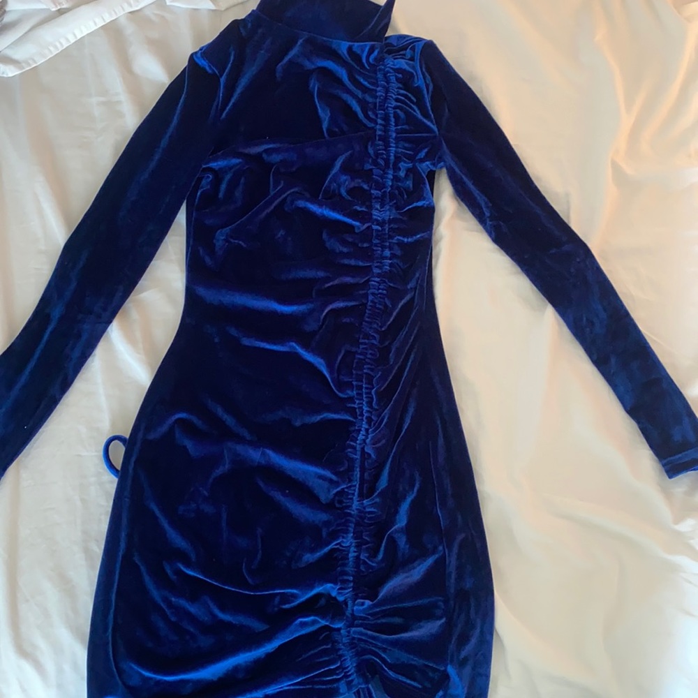 Blue velvet bodycon dress